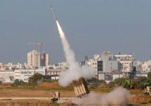 Hizbullah Tembakan 250 Roket