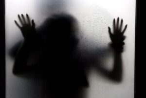 Oknum Polisi Perkosa Anak Tiri