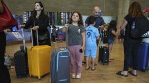 Israel Bataskan Warganya Tidak Berlibur