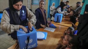 Kesehatan Terima Vaksinasi Polio